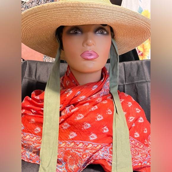 Scala Accessories - NWT SCALA handmade straw hat w straps tan and green